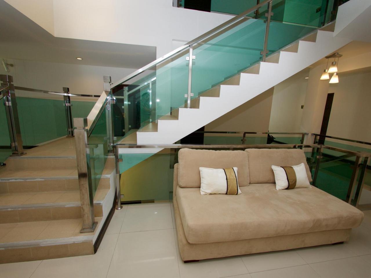 Q Victory Guest house